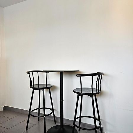 Appartement Des Grands Champs Avec Terrasse Saint-Aignan  Exterior photo